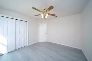 12934 Kingston Point Ln, Houston, TX 77047 - Photo 19