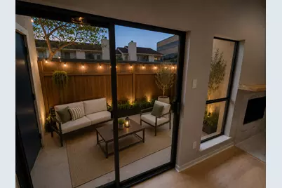1818 Augusta Drive #15, Houston, TX 77057 - Photo 3