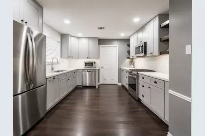 2815 Woodland Grove Drive, Houston, TX 77339 - Photo 5