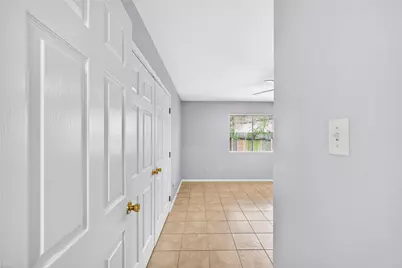 2135 Falling Oaks Road, Houston, TX 77038 - Photo 15