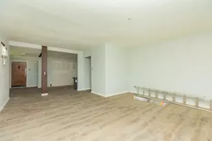 1130 W 8th St, Freeport, TX 77541 - Photo 5