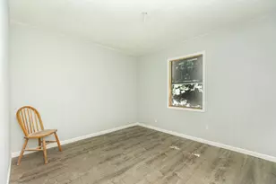 1130 W 8th St, Freeport, TX 77541 - Photo 13