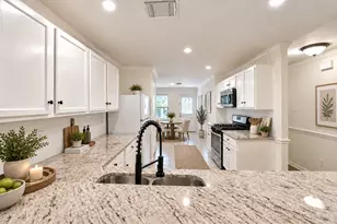 7907 Fire Thorn Ln, Cypress, TX 77433 - Photo 9