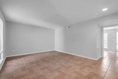7655 S Braeswood Boulevard #31, Houston, TX 77071 - Photo 17