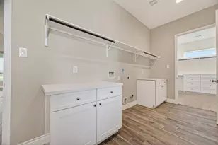 803 Lily Ln, Rosharon, TX 77583 - Photo 43