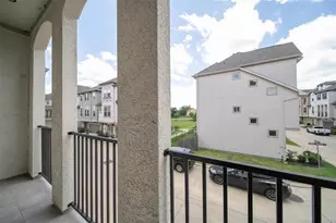 2011 Royal Landing Dr, Houston, TX 77045 - Photo 15