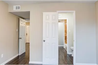 9020 Grannis Street #4, Houston, TX 77075 - Photo 7