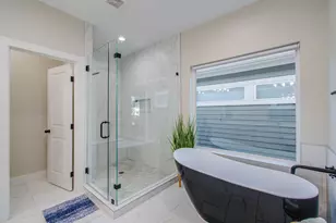 4612 Oats St, Houston, TX 77020 - Photo 33