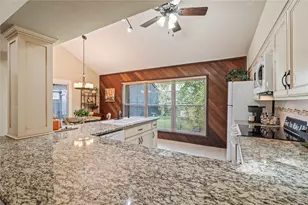 16530 Space Center Blvd, Houston, TX 77058 - Photo 11