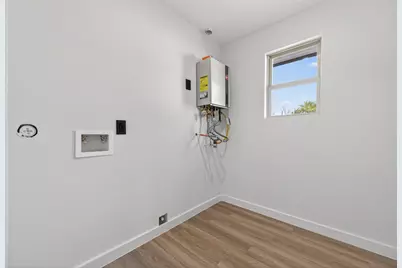 6621 Jason Street #1, Houston, TX 77074 - Photo 11