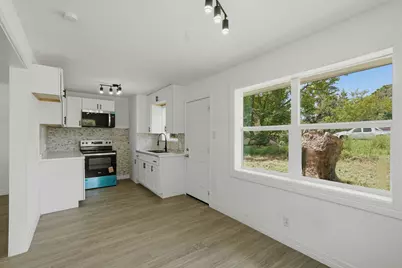 82 Fm 2693, New Waverly, TX 77358 - Photo 7
