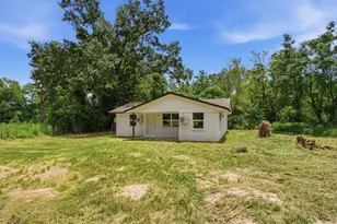 82 FM 2693, New Waverly, TX 77358 - Photo 3