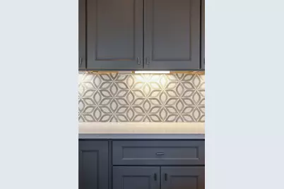 7609 Victory Reserve Street, Houston, TX 77088 - Photo 9