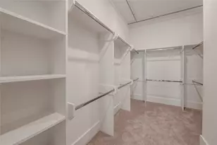 7609 Victory Reserve St, Houston, TX 77088 - Photo 19