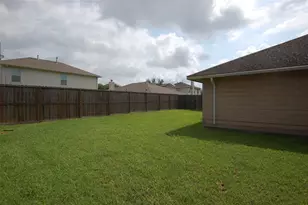 4711 Buescher Ct, Pearland, TX 77584 - Photo 15
