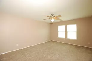 4711 Buescher Ct, Pearland, TX 77584 - Photo 9