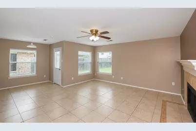 4711 Buescher Court, Pearland, TX 77584 - Photo 7