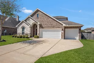 405 W Bend Dr, League City, TX 77573 - Photo 1