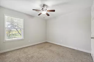 2624 Detering St, Houston, TX 77007 - Photo 15
