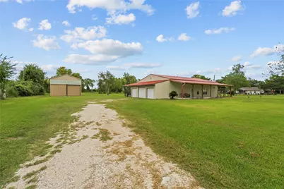 4886 Wickwillow Lane, Alvin, TX 77511 - Photo 7