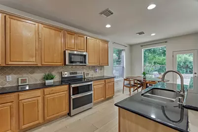 59 Granite Path Place, The Woodlands, TX 77389 - Photo 21