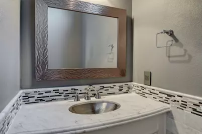 1602 E Rose Terrace Lane, Houston, TX 77055 - Photo 13