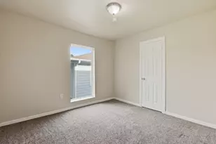 303 Gans St, Houston, TX 77029 - Photo 17