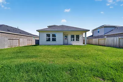407 Robin Street, Angleton, TX 77515 - Photo 41