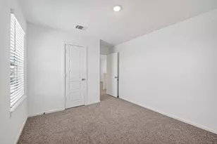 407 Robin St, Angleton, TX 77515 - Photo 27