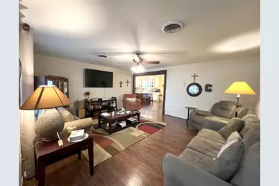 3024 Lamar Circle, El Campo, TX 77437 - Photo 7