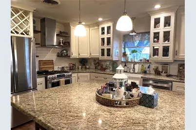 3024 Lamar Circle, El Campo, TX 77437 - Photo 9