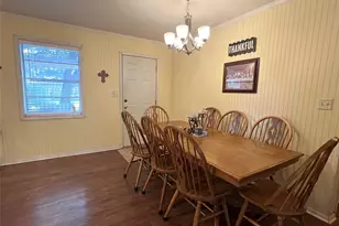 3024 Lamar Cir, El Campo, TX 77437 - Photo 13