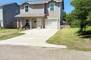 310 N Orange St, Sweeny, TX 77480 - Photo 3