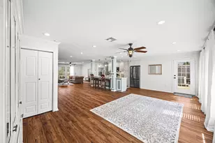 4513 Libbey Ln, Houston, TX 77092 - Photo 21