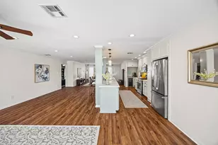 4513 Libbey Ln, Houston, TX 77092 - Photo 17