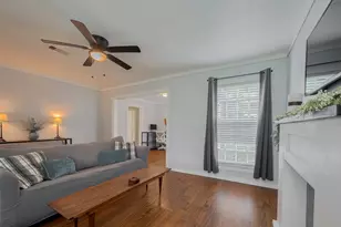 810 Stubbs St, La Marque, TX 77568 - Photo 3