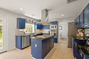 10503 Minturn Ln, Houston, TX 77064 - Photo 3