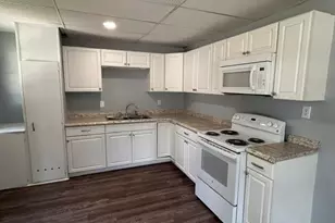 590 W Cora Lee St, Sour Lake, TX 77659 - Photo 5