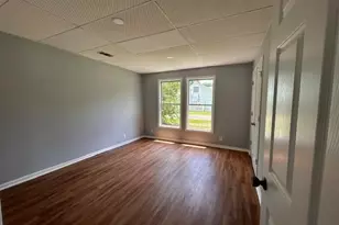 590 W Cora Lee St, Sour Lake, TX 77659 - Photo 17