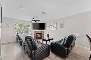 9881 Youpon Ridge Way, Conroe, TX 77385 - Photo 5