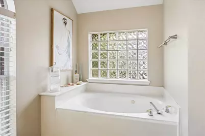 3607 Pine Chase Drive, Pearland, TX 77581 - Photo 11
