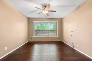 70 Harvest Wind Pl, The Woodlands, TX 77382 - Photo 27