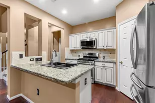 70 Harvest Wind Pl, The Woodlands, TX 77382 - Photo 17