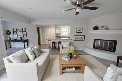 2102 Lake Creek Drive, Houston, TX 77339 - Photo 3