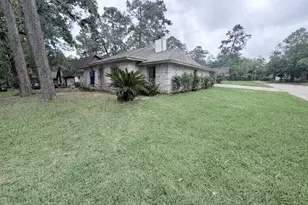 2102 Lake Creek Dr, Houston, TX 77339 - Photo 1