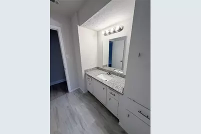 2102 Lake Creek Drive, Houston, TX 77339 - Photo 25