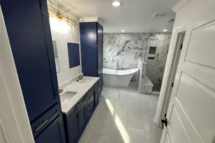 1404 Des Jardines St, Houston, TX 77023 - Photo 19