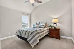 31806 Oak Thicket Ct, Conroe, TX 77385 - Photo 15