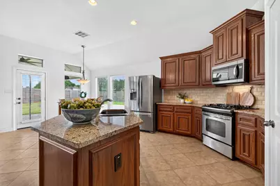 31806 Oak Thicket Court, Conroe, TX 77385 - Photo 7