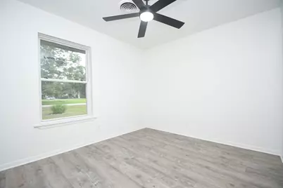 4711 Illinois Street, Dickinson, TX 77539 - Photo 15